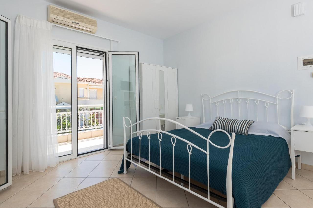 Urban Sea Side Apartment